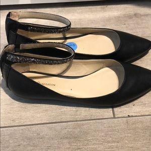 BCBG black flats